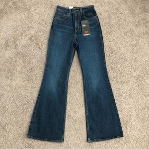 Levi’s Premium 70s High Flare Jeans